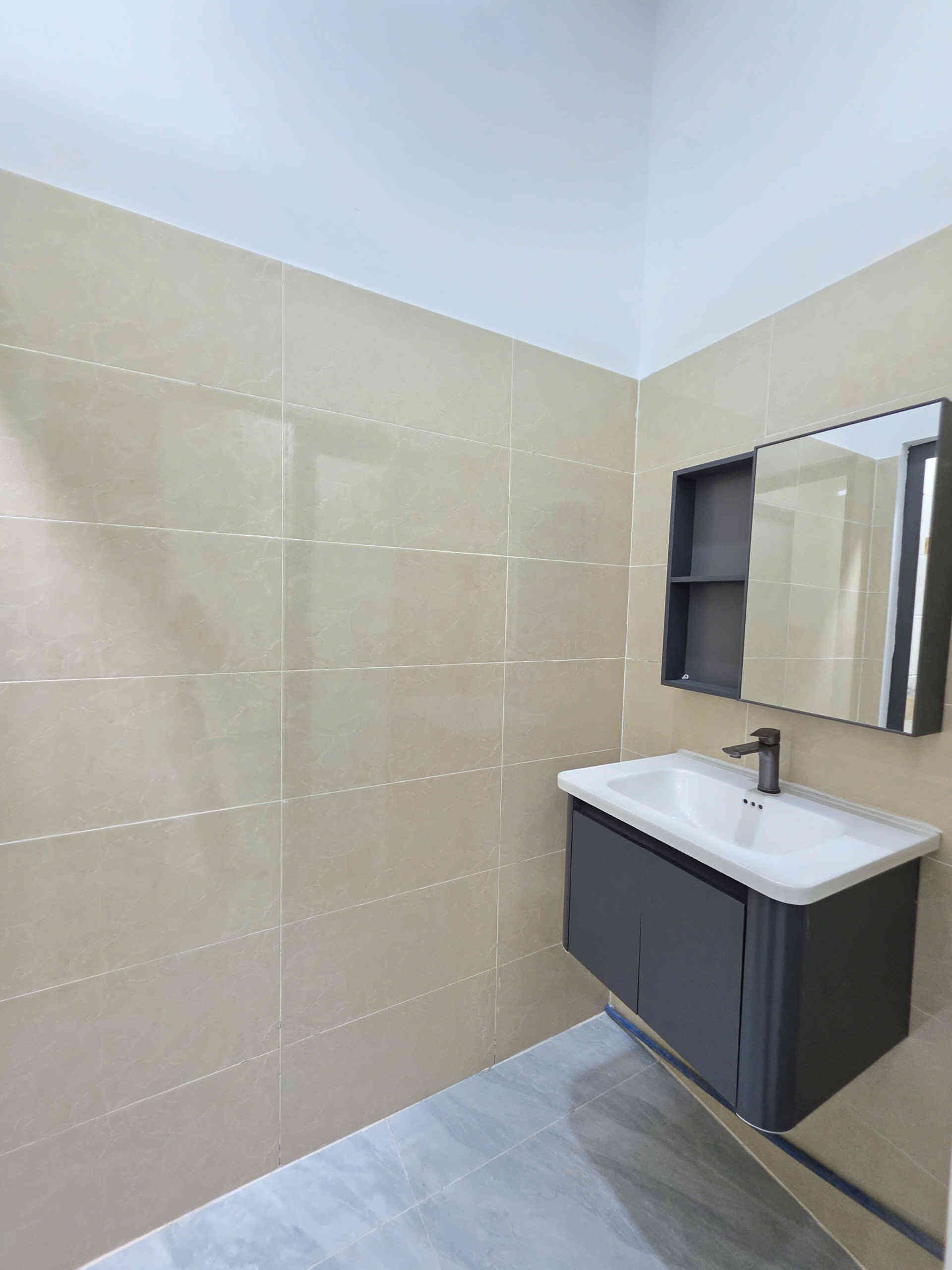 Bán nhà 1T1L 5.1x32m, mặt tiền Liên Huyện gần chợ Phú An (Sầm uất)