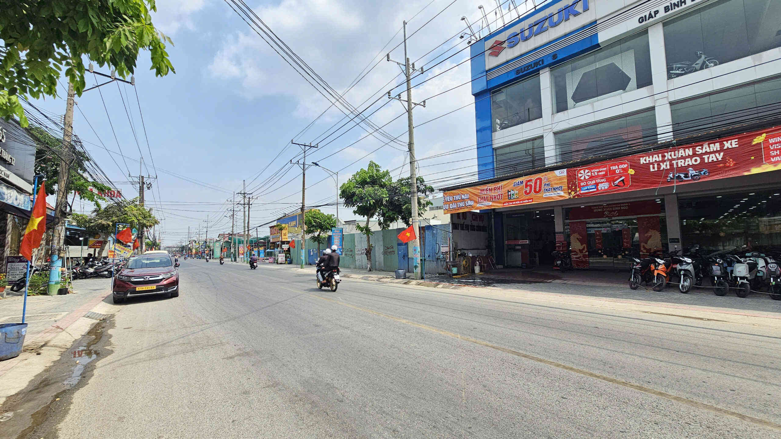 Bán nhà cấp 4 (9.2x46m), mặt tiền đường 22 tháng 12 p. Thuận Giao gần chợ