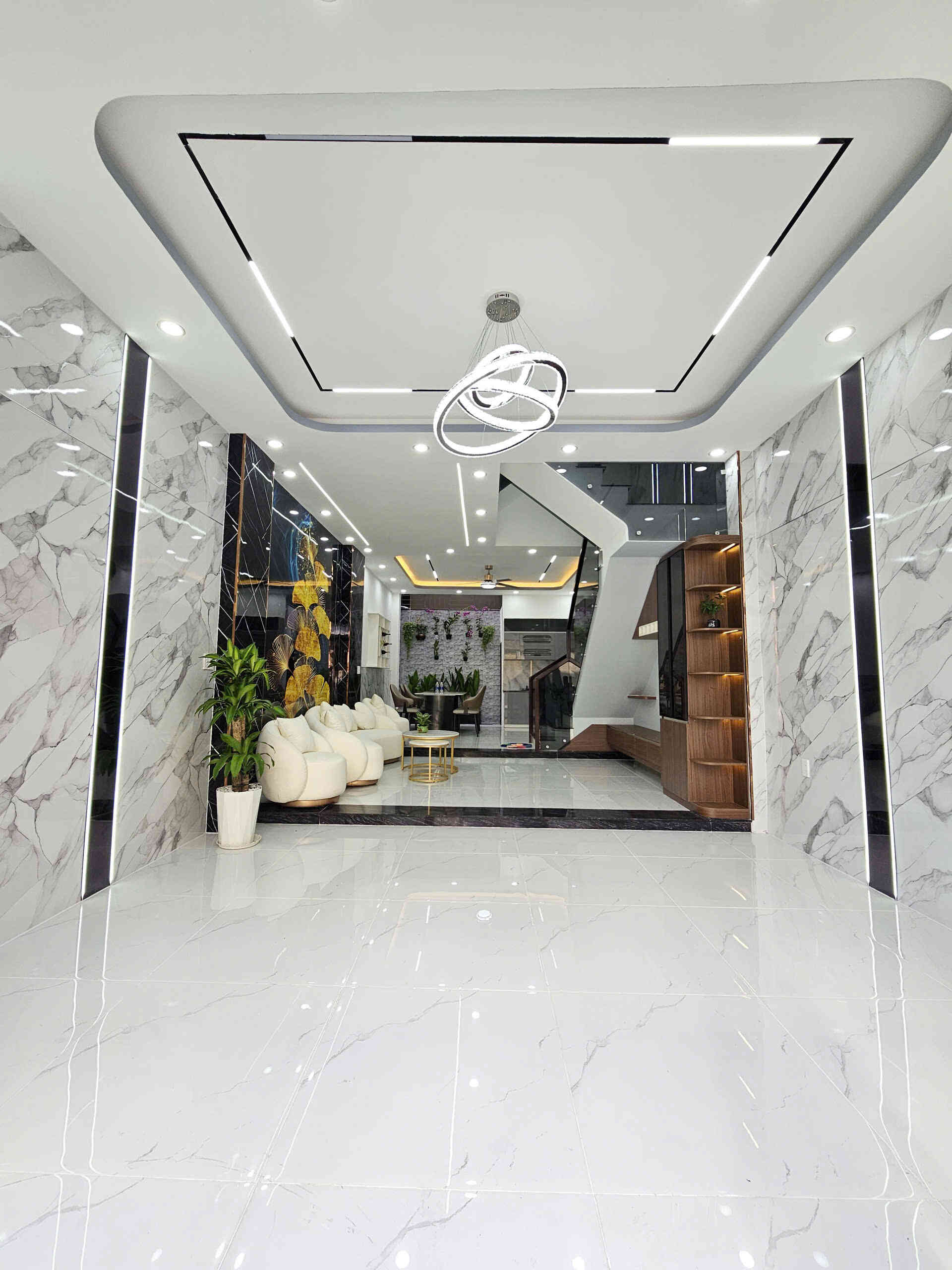 Bán nhà mới 1T2L 4.7x13m, đường D7 KDC Phú Hồng Khang, full nội thất (Hoàn công)