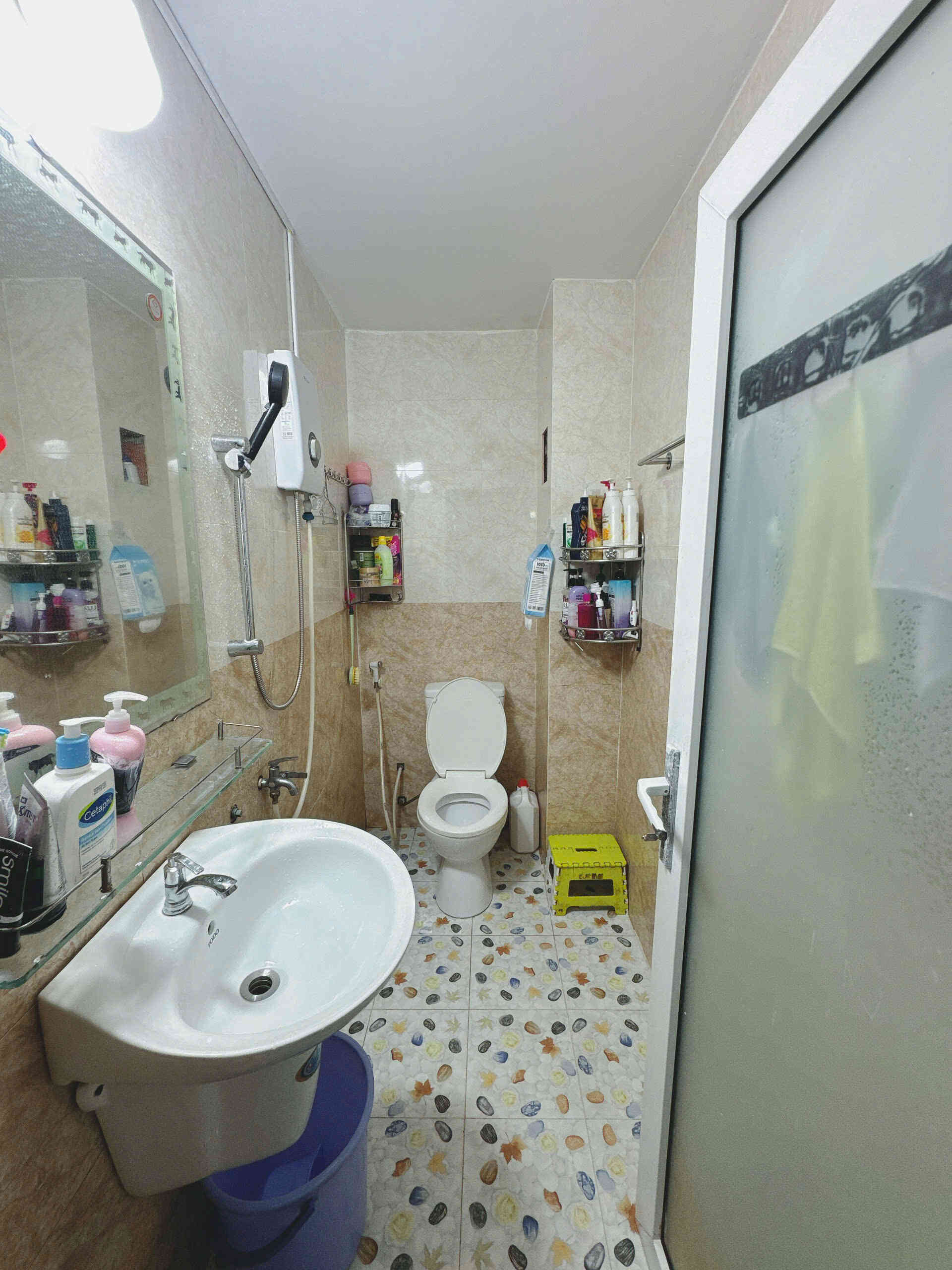 Bán nhà 1T1L+tum 4x16m, đường N1 KDC Phú Hồng Thịnh 6 (Trục chính)