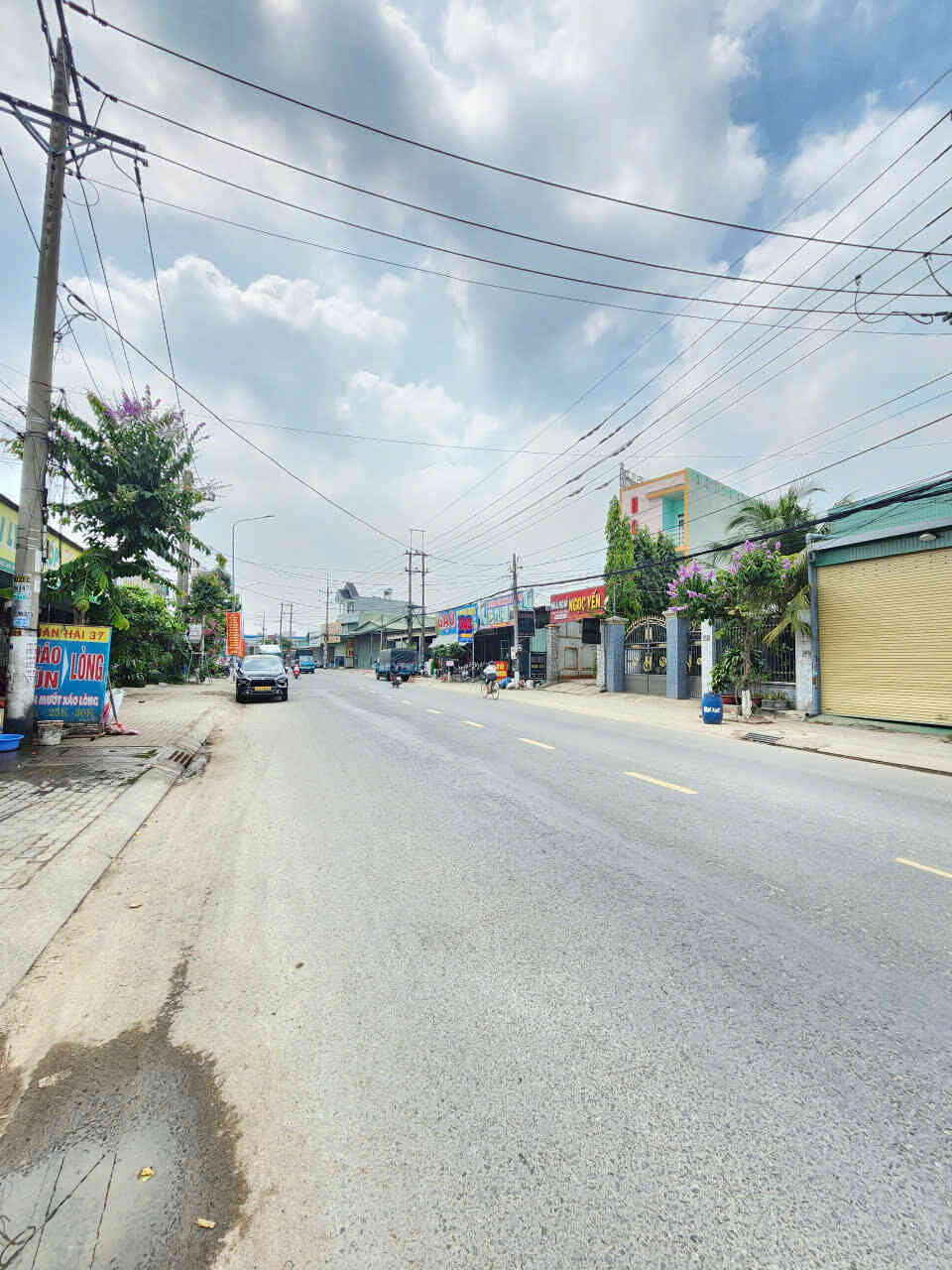 Bán dãy trọ 5x48m, mặt tiền Lê Thị Trung gần trường, cho thuê 14tr/th (Sầm uất)