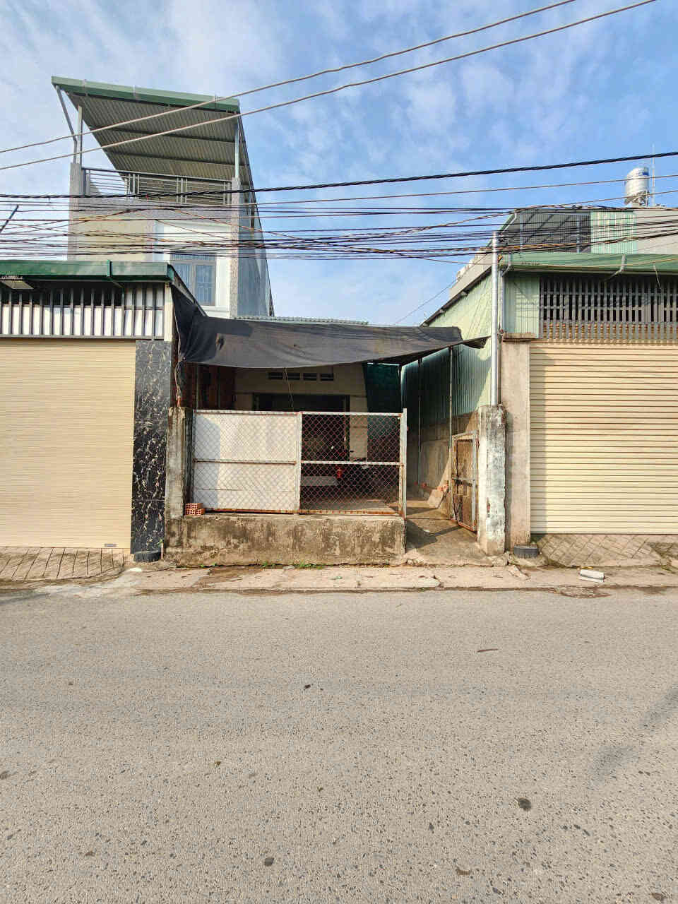 Bán đất 5x26m, hẻm ĐT.747C p. Thái Hòa gần chợ Khánh Long, đang thuê 7tr/th