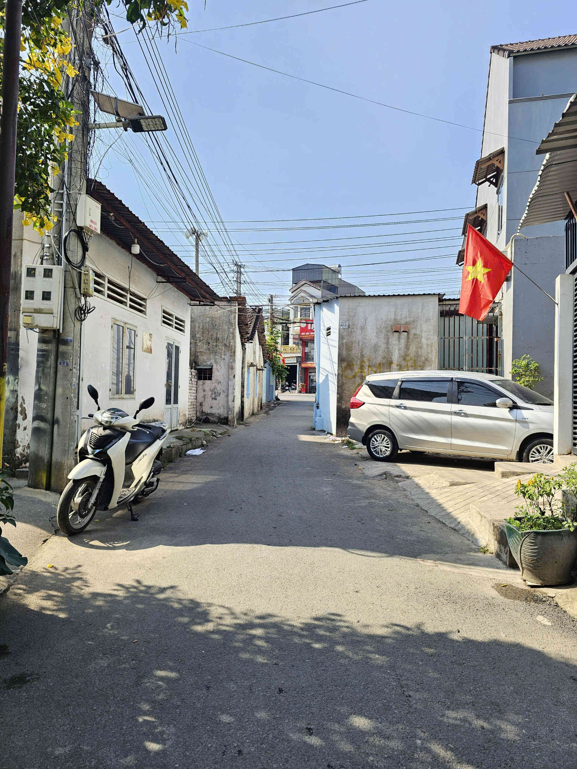 Bán đất 4x15m, hẻm ĐT.743A gần chợ Bình An