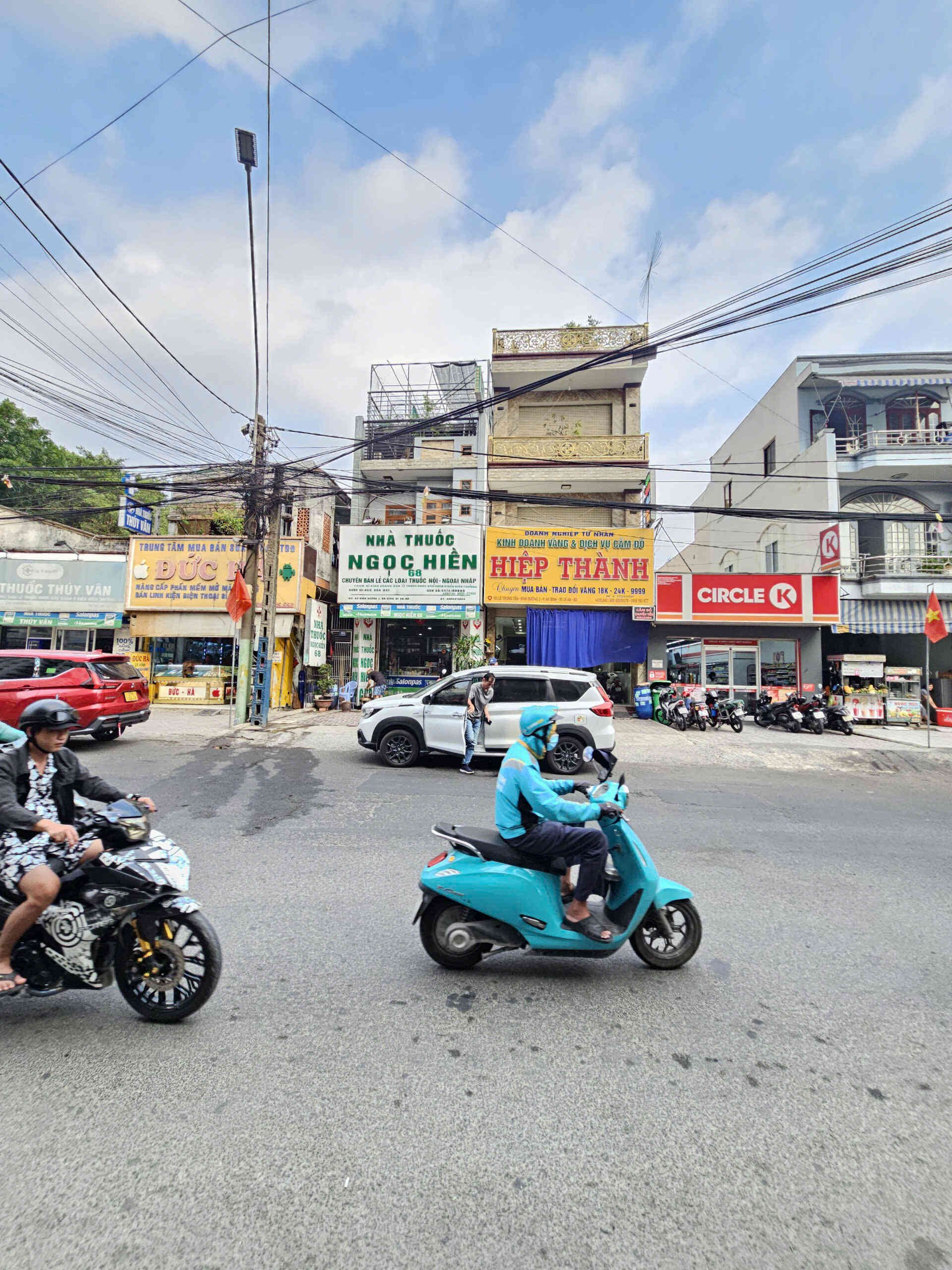 Bán nhà cấp 4 (5×21.7m), mặt tiền Lê Trọng Tấn, đang thuê 42tr/th (Thổ cư 100%)