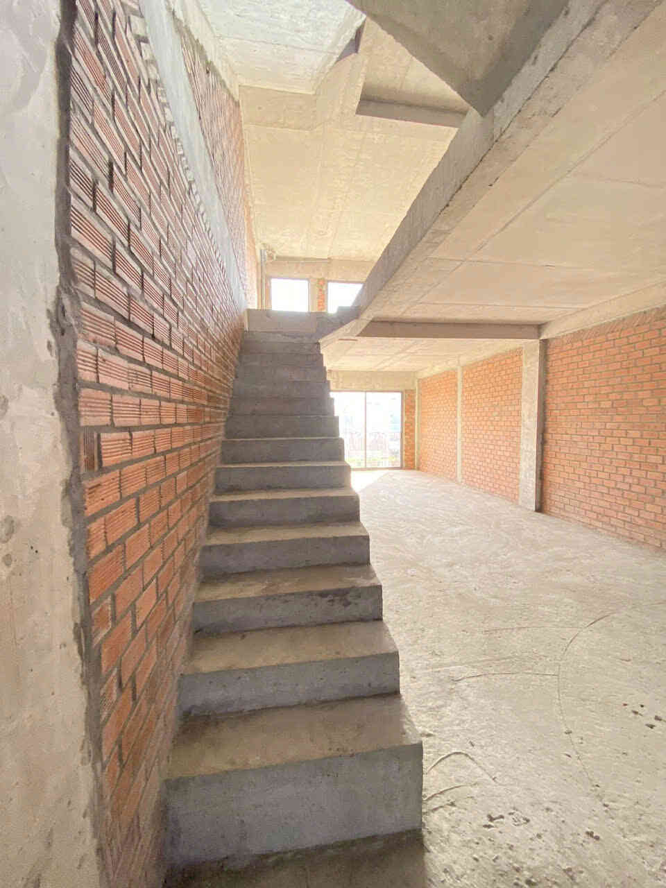 Bán nhà 1T3L 5x18m hoàn công, mặt tiền Tân Phước Khánh 10, p.Tân Phước Khánh