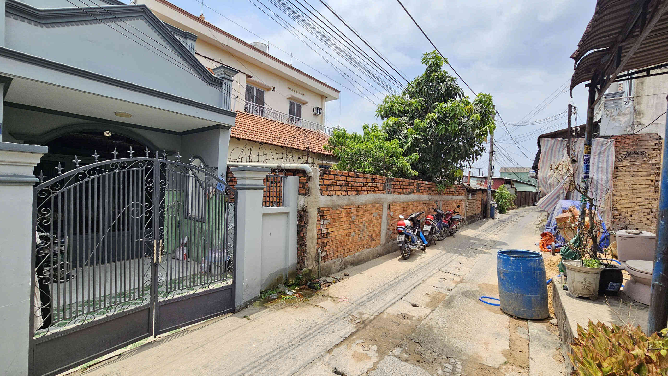 Bán nhà cấp 4 (4x20m), hẻm đường 3 tháng 2 p. Lái Thiêu gần bệnh viện