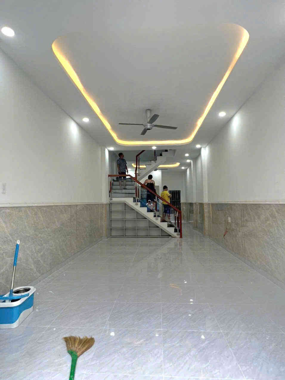 Bán nhà 1T1L 4x15m, đường N3 KDC Phú Hồng Thịnh 8, đang thuê 6tr/th