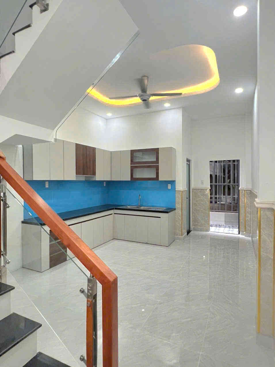 Bán nhà 1T1L 4x15m, đường N3 KDC Phú Hồng Thịnh 8, đang thuê 6tr/th
