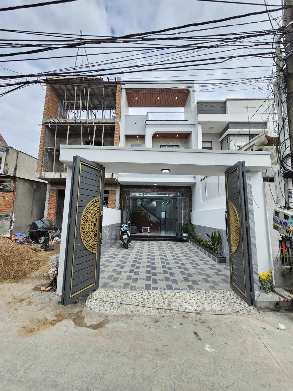 Bán nhà mới 1T1L 5×26.4m, hẻm Lê Văn Tiên p. Dĩ An, tặng full nội thất