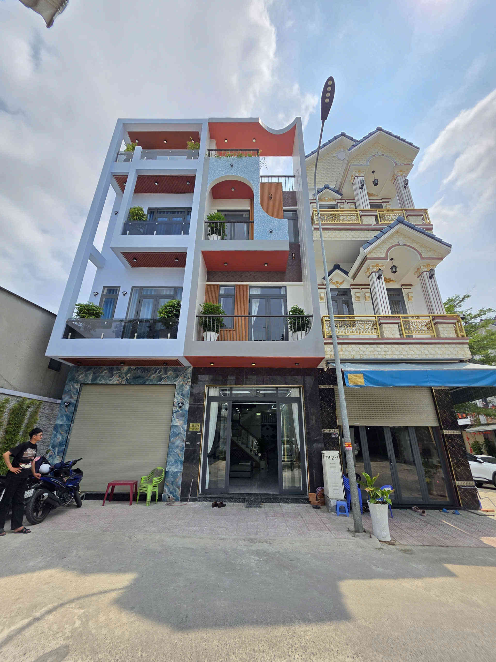 Bán nhà mới 1T2L 4x16m, đường N2 KDC Phú Gia Huy, full nội thất (Hoàn công)