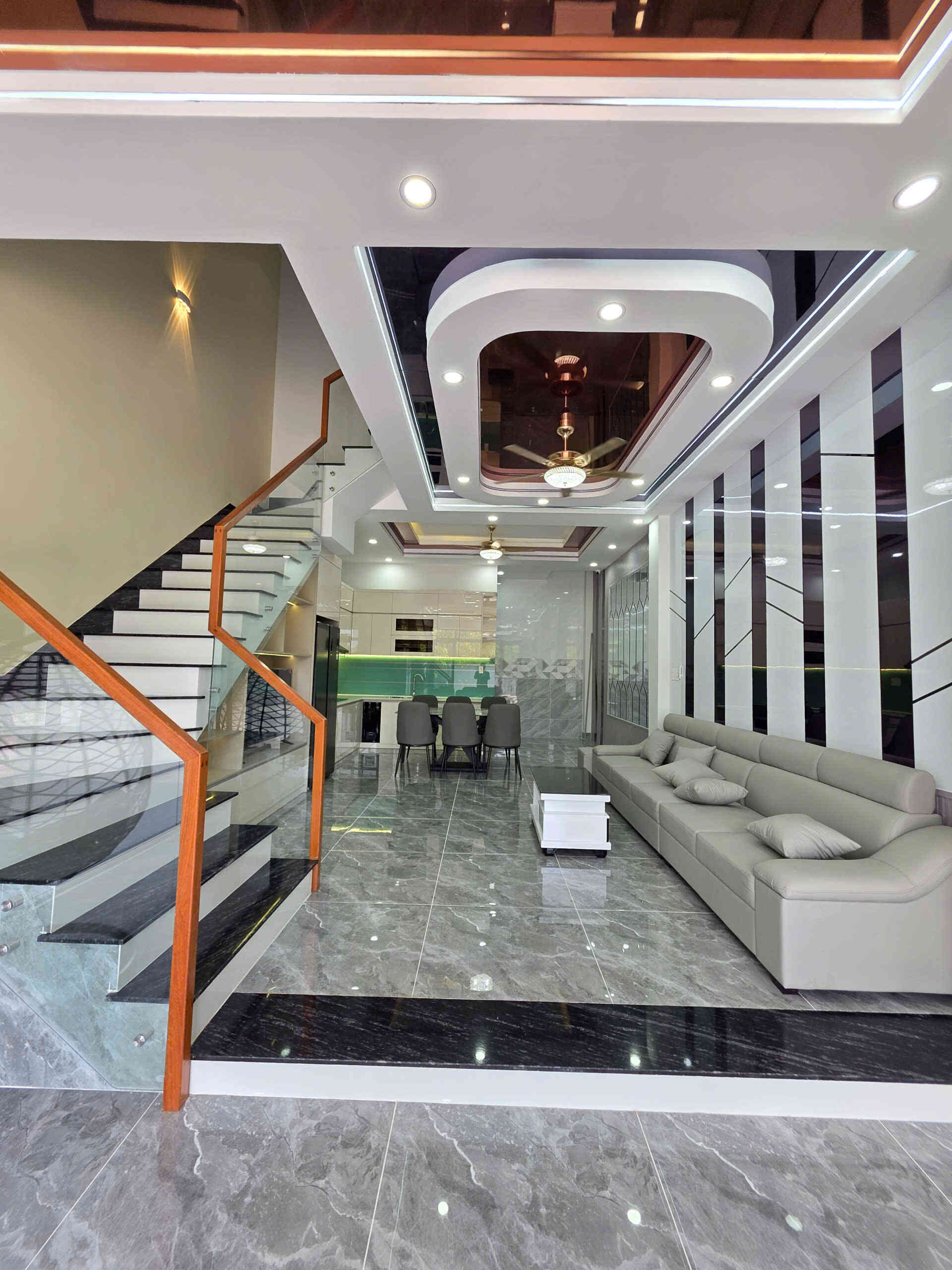Bán nhà mới 1T3L 5×13.5m, đường N3 KDC Đông Hòa C gần trường cấp 1, full nội thất (Hoàn công)