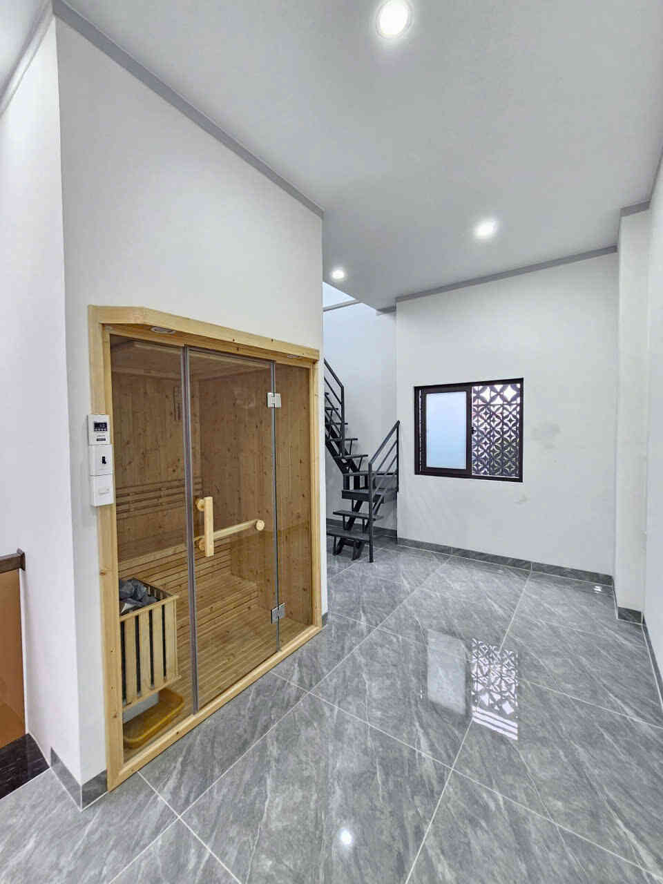Bán nhà mới 1T2L 5×13.5m, đường D1 KDC Lê Phong 1 (trục chính, full nội thất, không vướng)