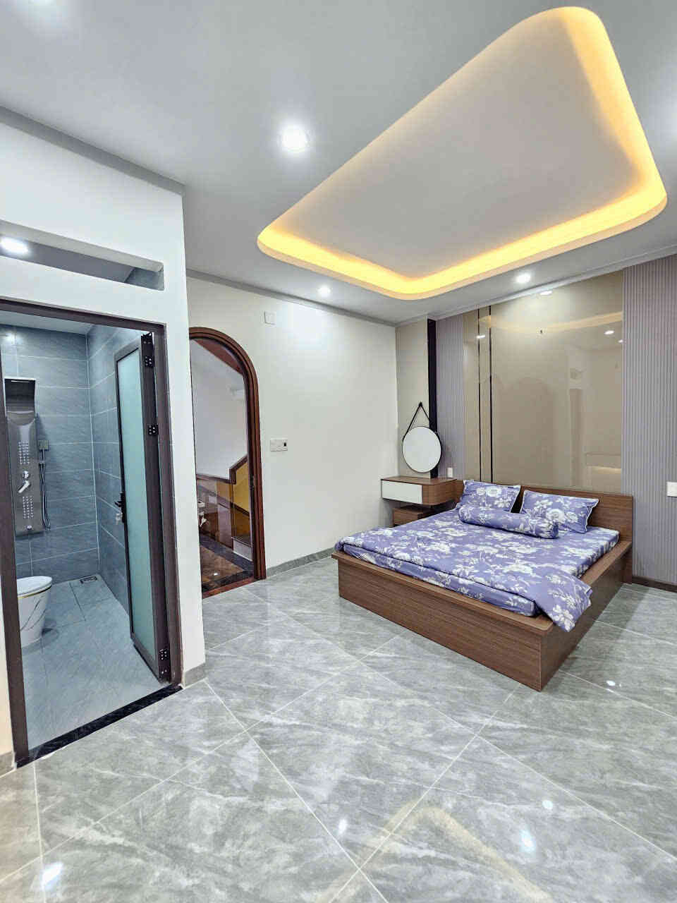 Bán nhà mới 1T2L 5×13.5m, đường D1 KDC Lê Phong 1 (trục chính, full nội thất, không vướng)