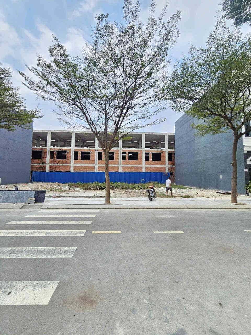 Bán đất 4x16m, đường D1 KDC Icon Central p.Tân Đông Hiệp, thổ cư 100%