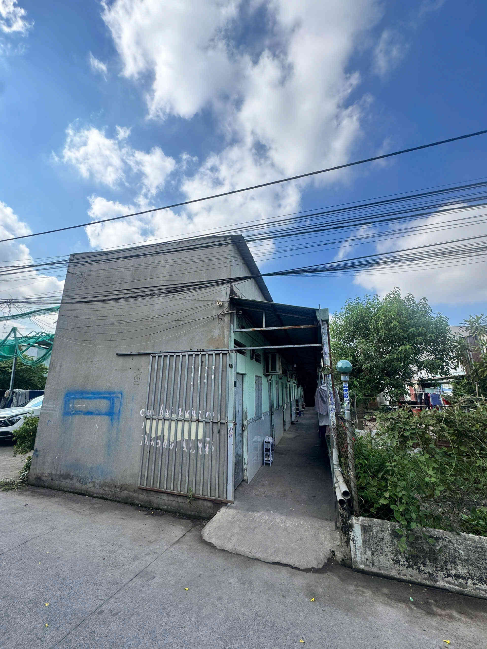 Bán dãy trọ 6x28.8m, hẻm Bình Chuẩn 17 p. Thuận Giao, thu 12tr/th