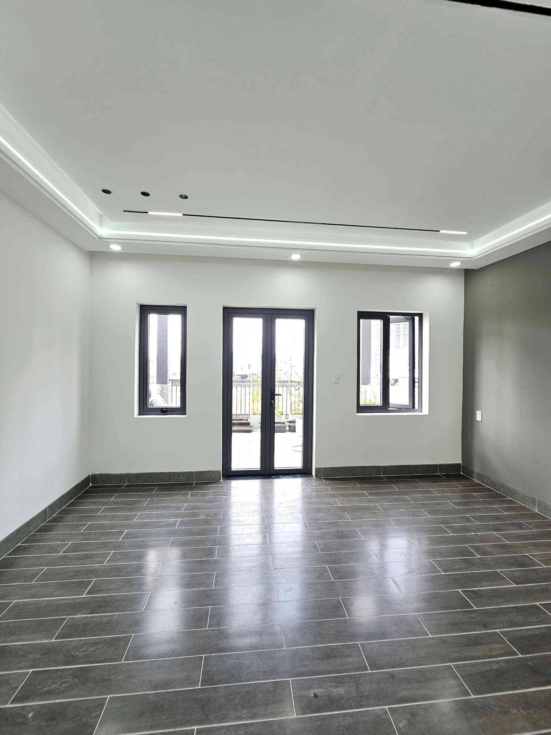 Bán nhà mới 1T2L 5×17.6m, đường số 7 KDC Đại Ngàn gần chợ 185, full nội thất