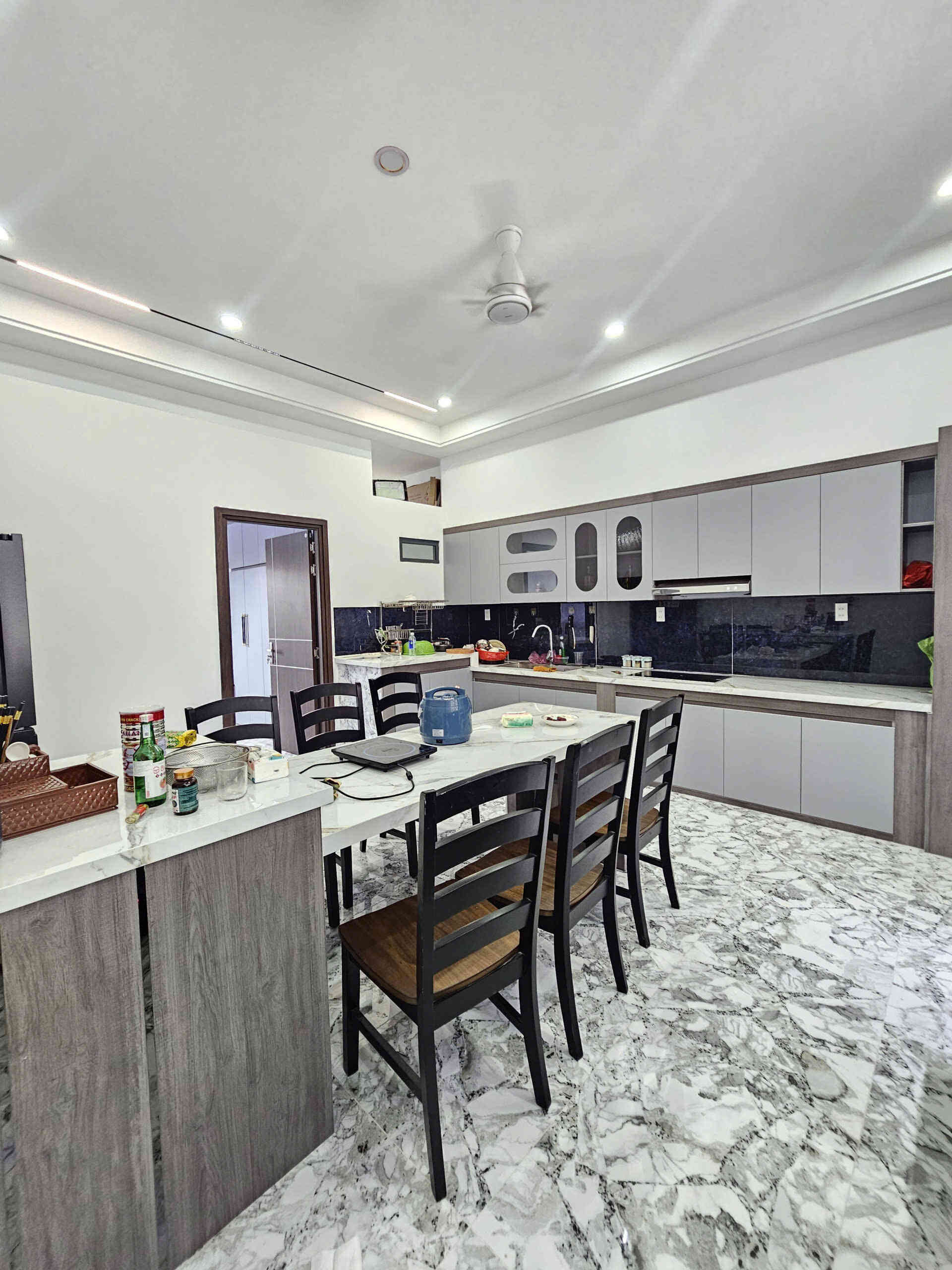 Bán nhà mới 1T2L 5×17.6m, đường số 7 KDC Đại Ngàn gần chợ 185, full nội thất