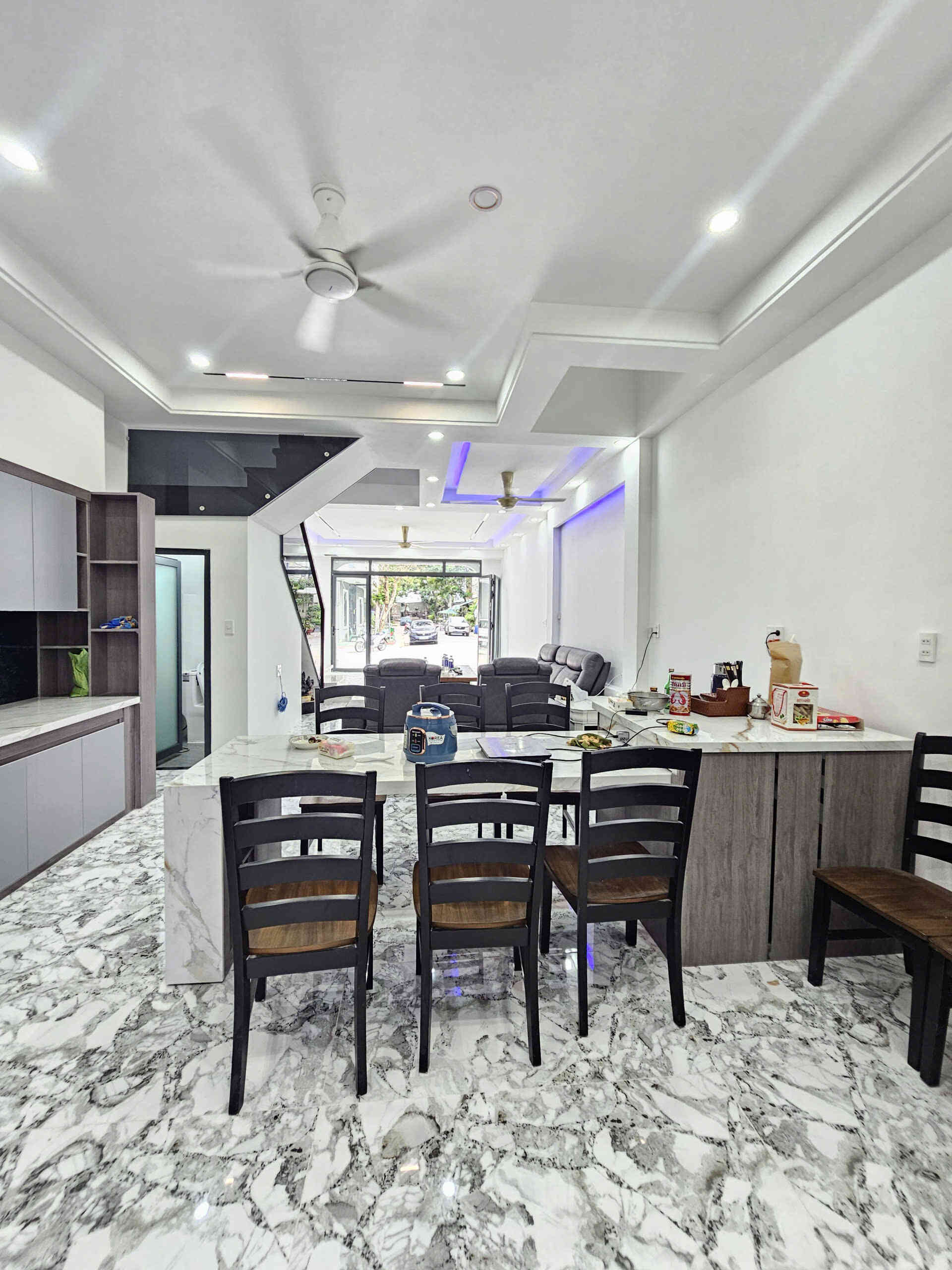 Bán nhà mới 1T2L 5×17.6m, đường số 7 KDC Đại Ngàn gần chợ 185, full nội thất