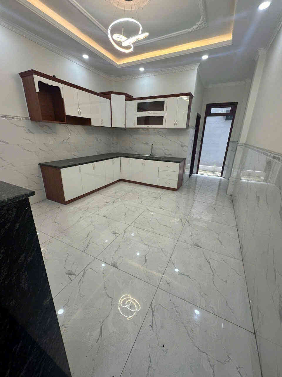 Bán nhà 1T2L 4x20m hoàn công, mặt tiền Nguyễn Thị Khắp p. Tân Đông Hiệp
