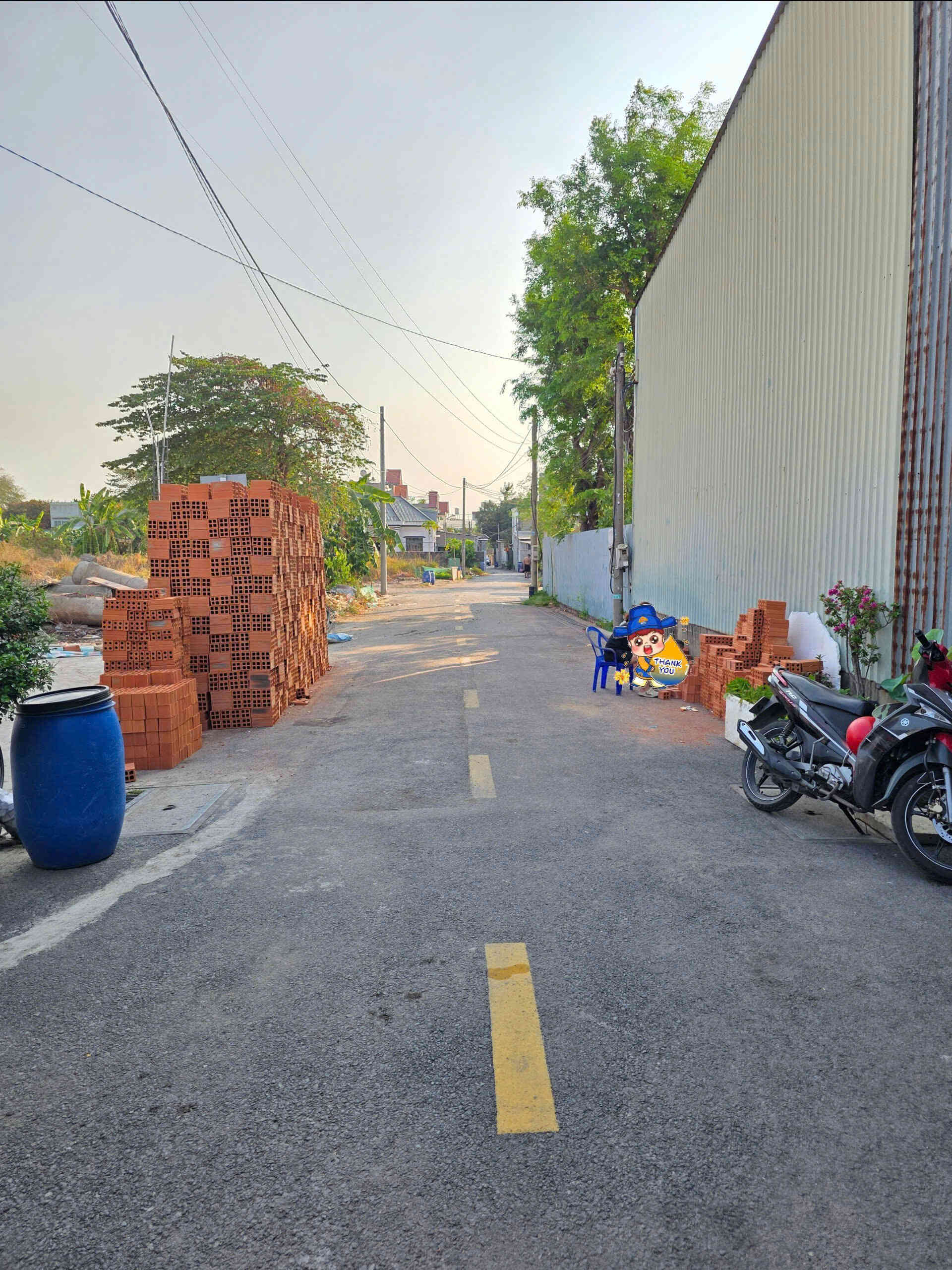 Bán đất 4.2x31m, hẻm Đông Minh gần GO Dĩ An