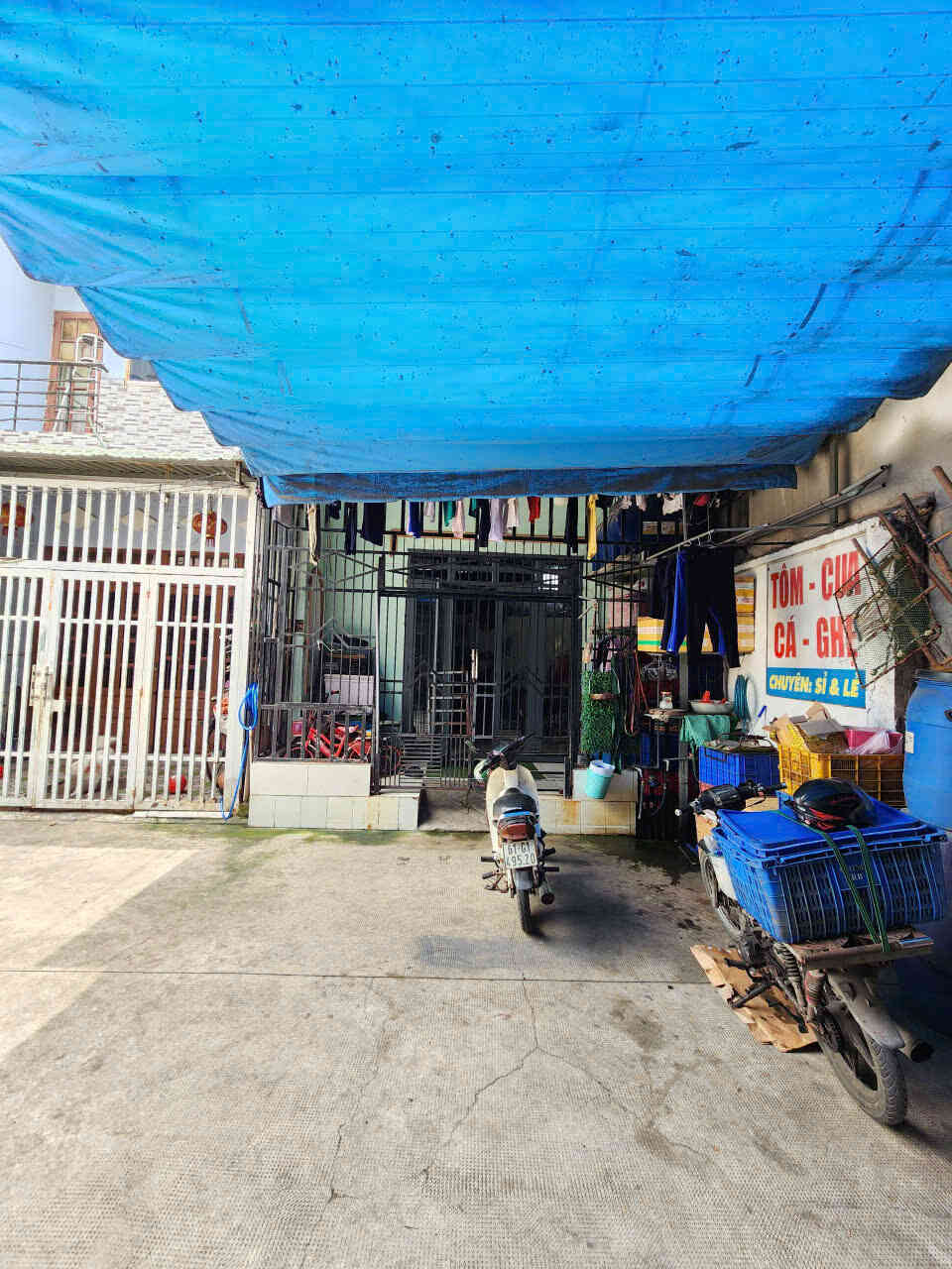 Bán nhà cấp 4 (5x10m), hẻm ĐT.743 kế chợ Phú Phong (thổ cư 100%)