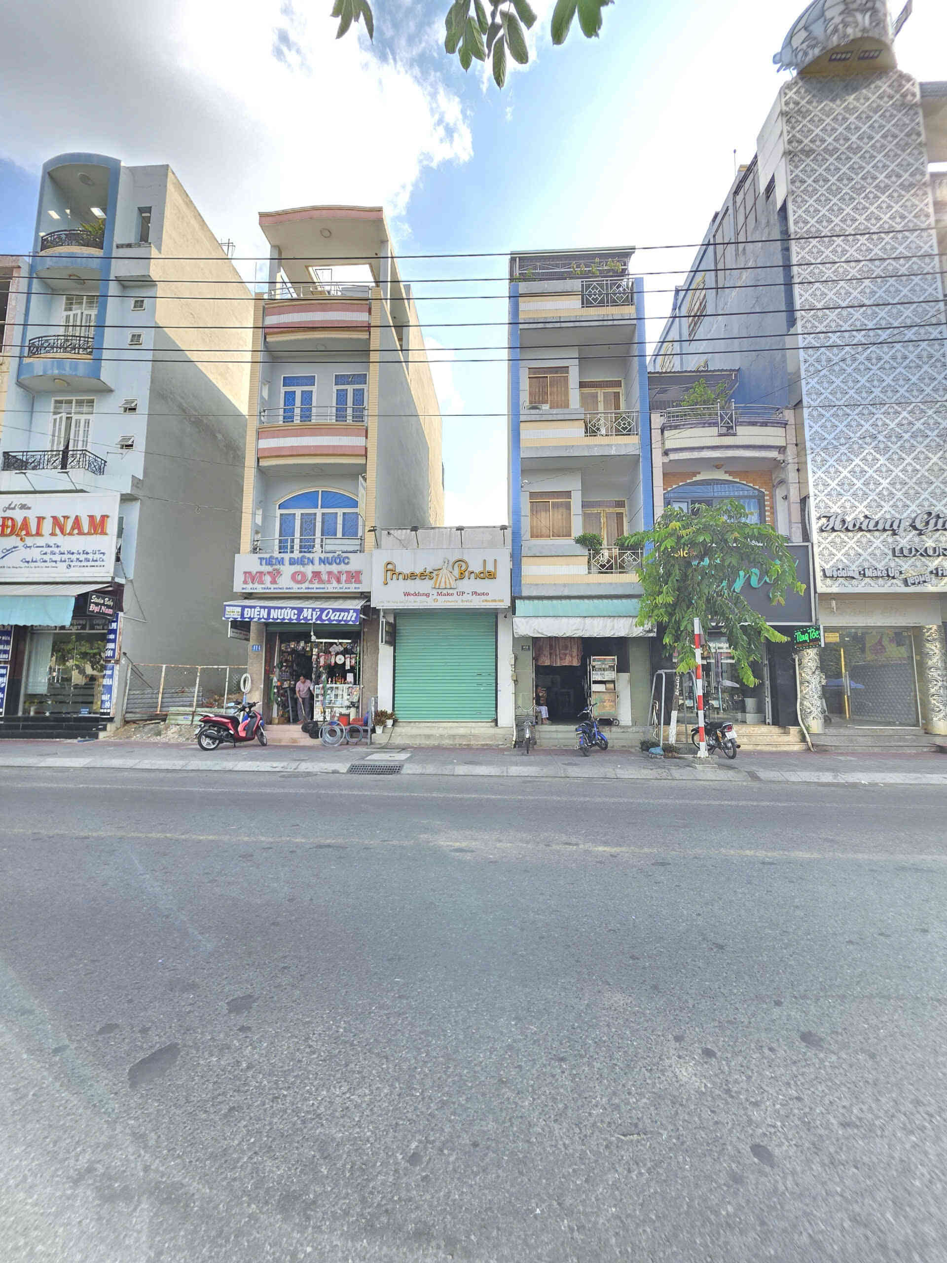 Bán nhà cấp 4 (3.6x15m), mặt tiền Trần Hưng Đạo gần chợ Dĩ An 1, đang thuê 10tr/th