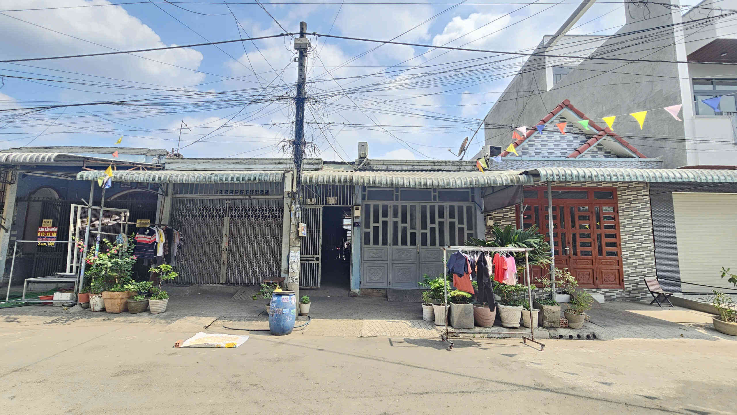 Bán dãy trọ 5x18m, đường số 4 KDC công nhân p.An Phú, thu 8tr/th