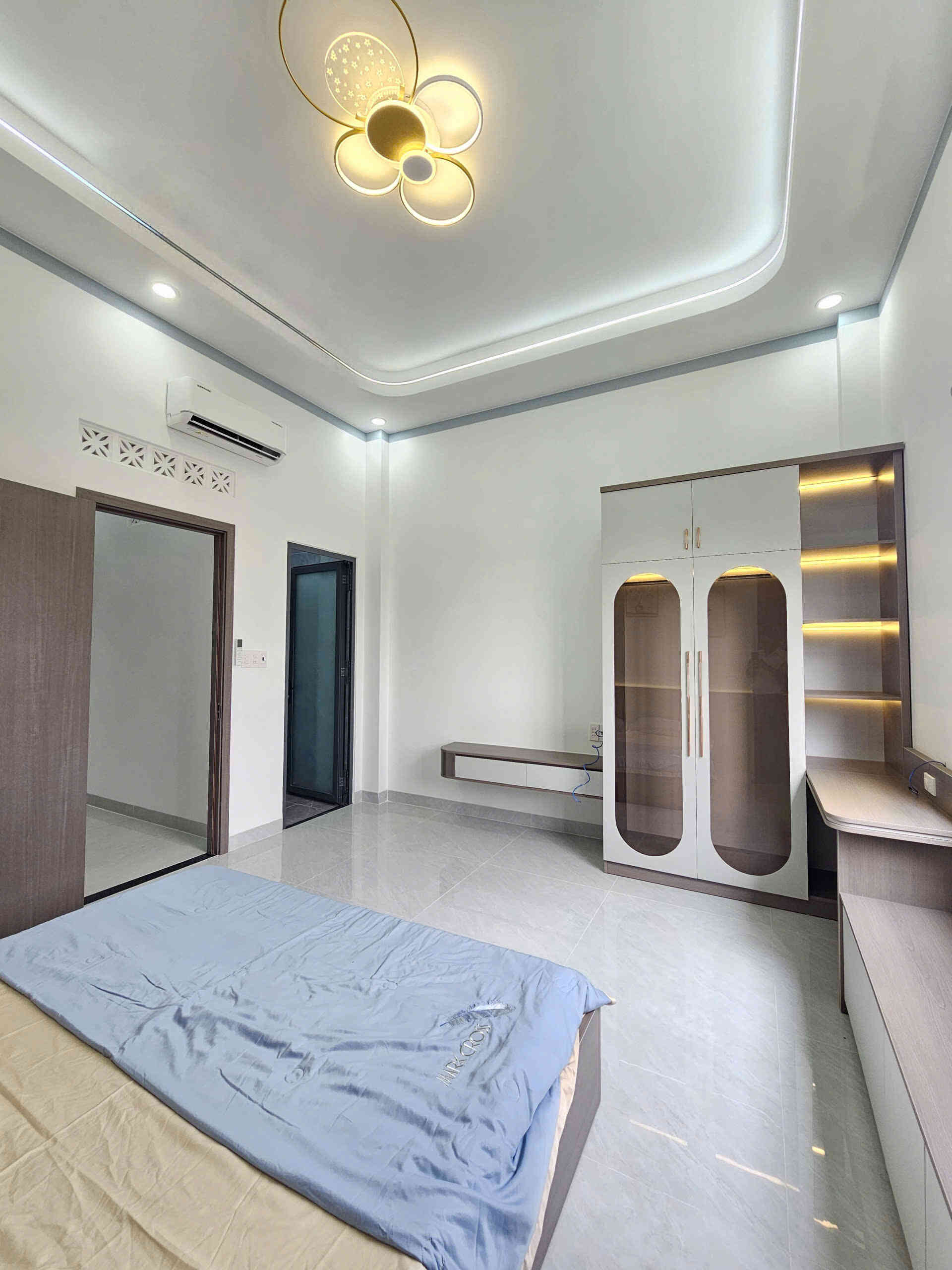 Bán nhà mới 1T2L 4.5x15m, đường N1 KDC Lê Phong An Phú 1 p.An Phú, full nội thất
