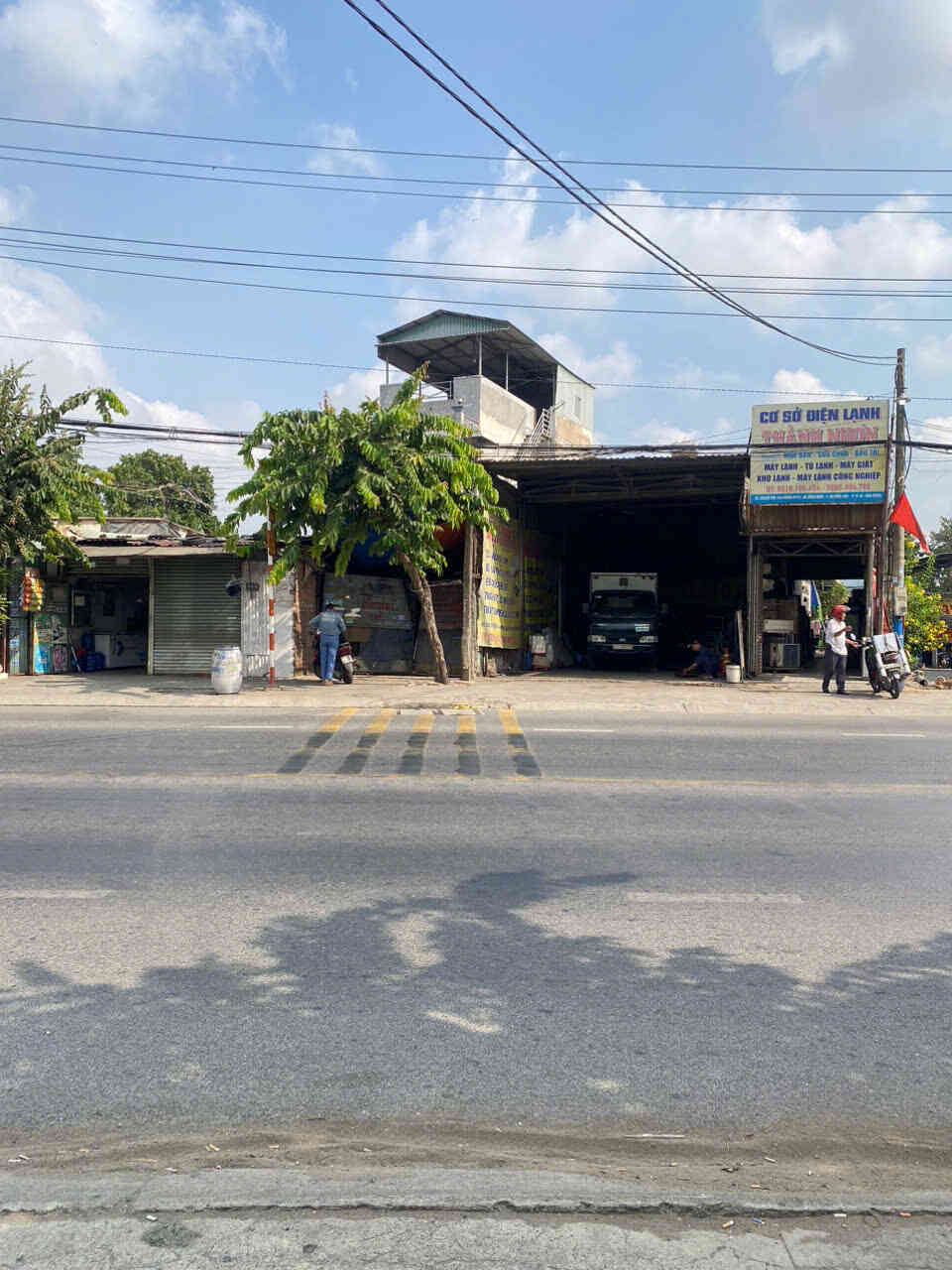 Bán nhà và xưởng 453m2, mặt tiền ĐT.743A p.Tân Đông Hiệp gần Ngã 3 Ông Xã, đang thuê 27tr/th