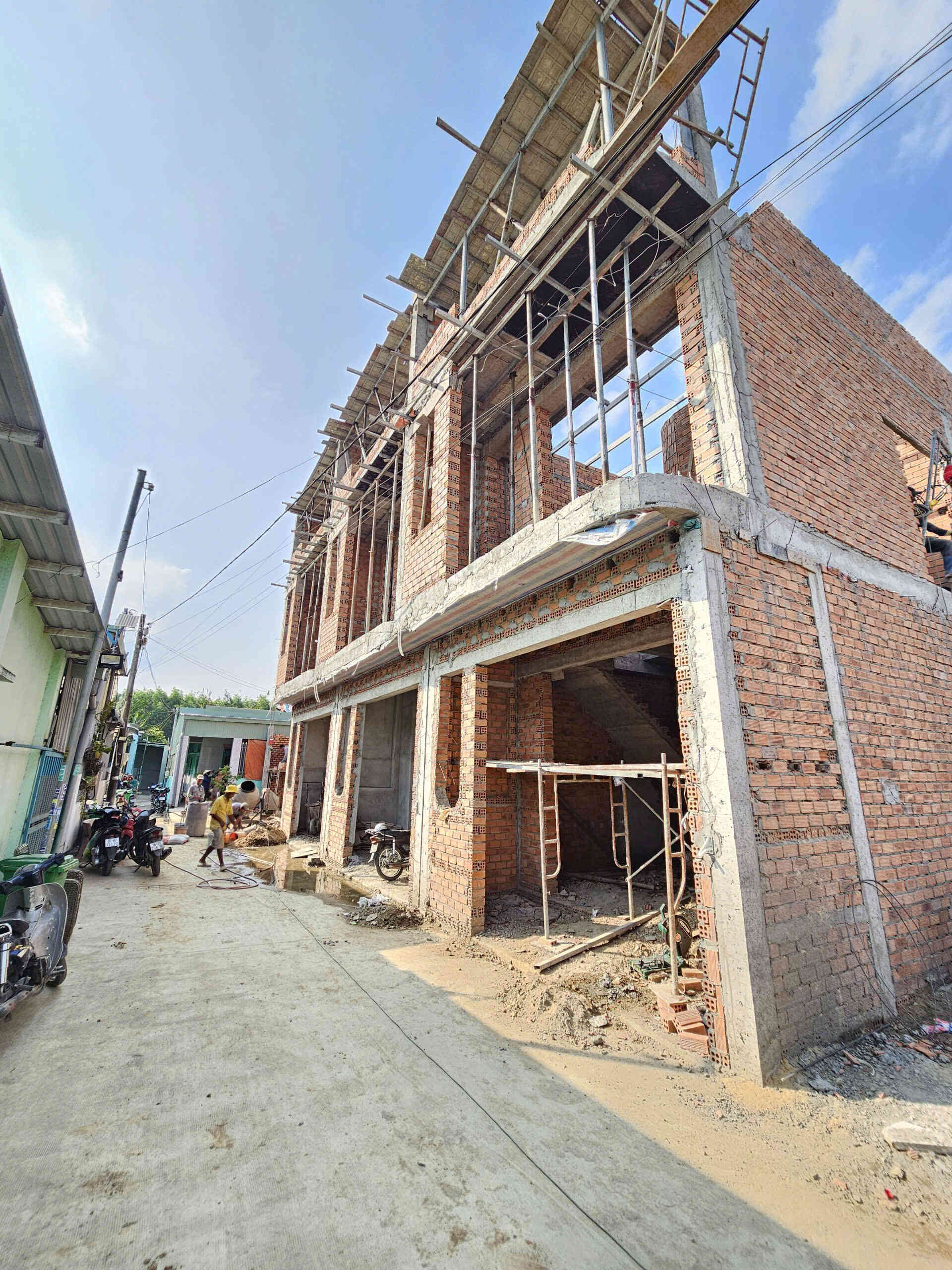Bán nhà mới (đang xây) 1T1L 4.8x12.9m, hẻm Phạm Văn Diêu p. Tân Hạnh