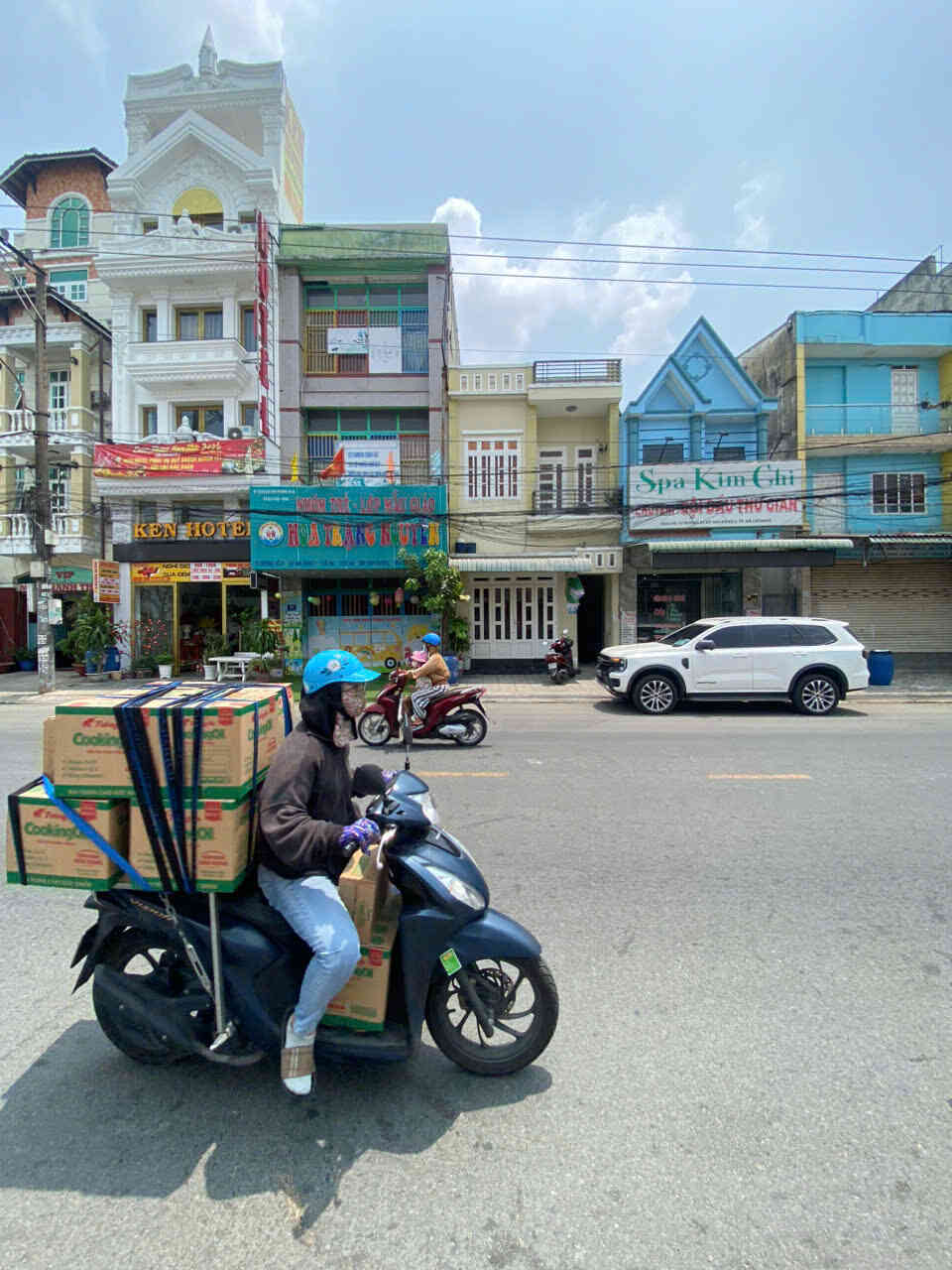 Bán nhà 1T1L+dãy trọ 5x30m, mặt tiền đường số 21 p.Dĩ An gần chợ Xóm Vắng