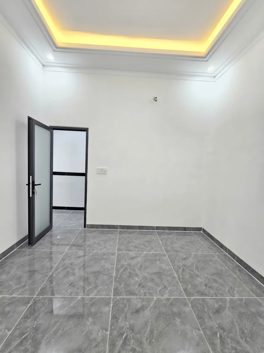 Bán nhà mới 1T1L 5x20m, hẻm Khánh Bình 69 p. Khánh Bình gần chợ Quang Vinh, tặng nội thất