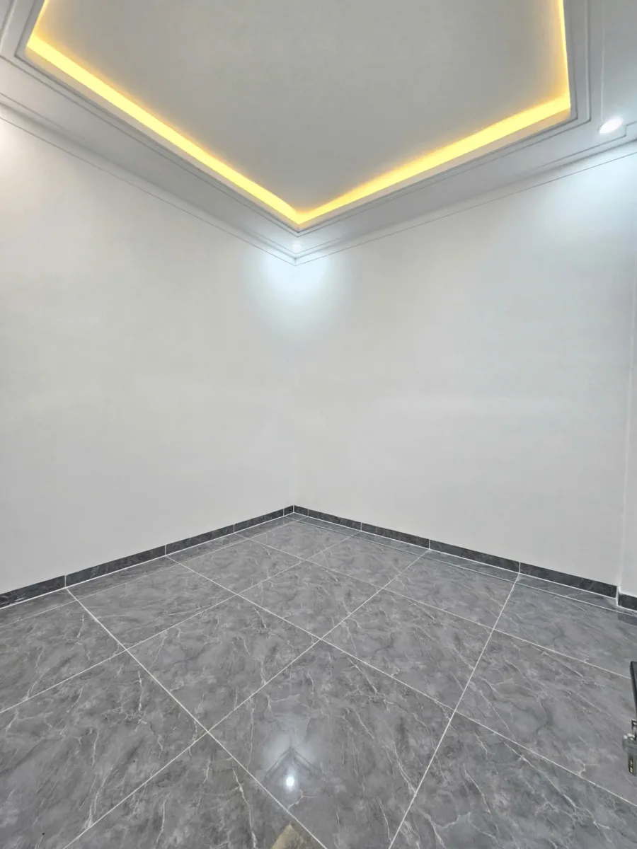 Bán nhà mới 1T1L 5x20m, hẻm Khánh Bình 69 p. Khánh Bình gần chợ Quang Vinh, tặng nội thất
