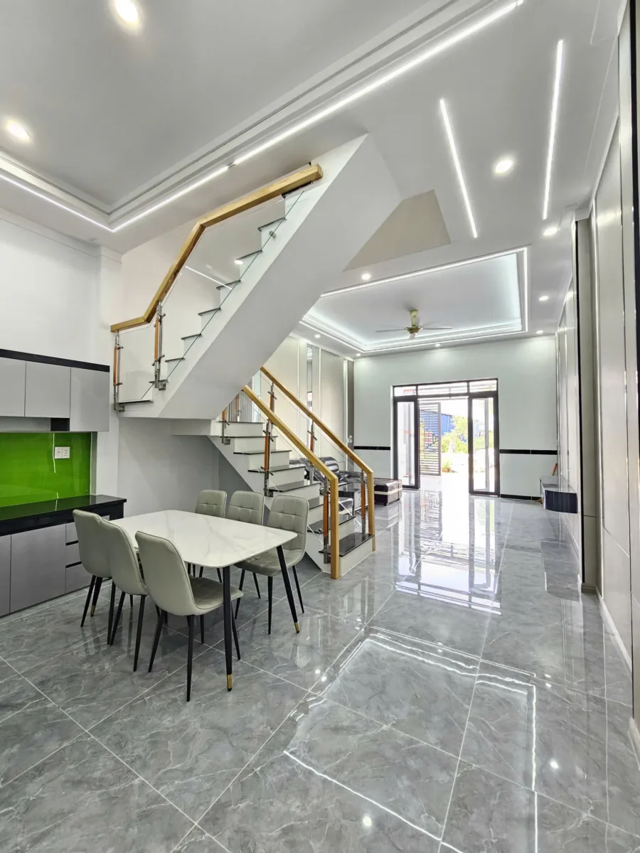 Bán nhà mới 1T1L 5x20m, hẻm Khánh Bình 69 p. Khánh Bình gần chợ Quang Vinh, tặng nội thất