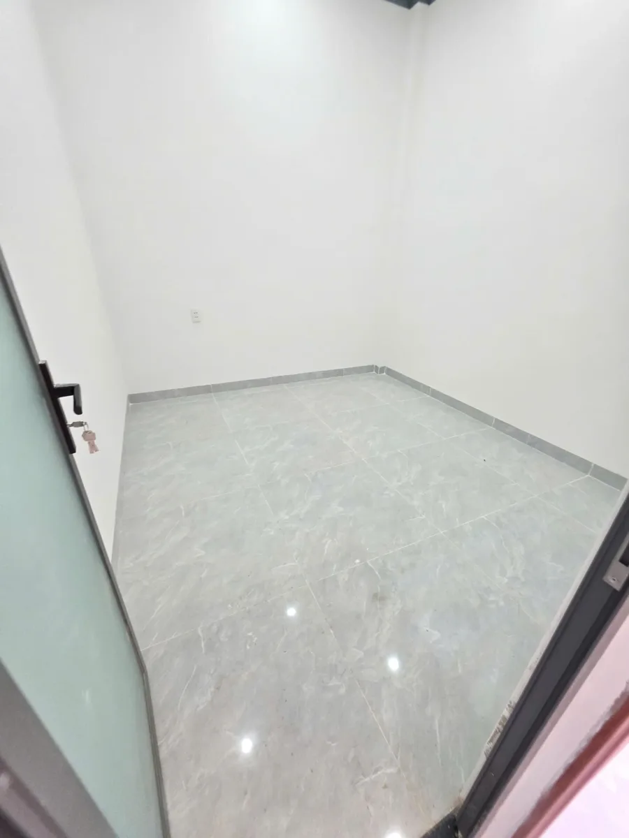 Bán nhà mới 1T1L 5×33.2m, hẻm Trịnh Hoài Đức p. Khánh Bình gần trường cấp 1