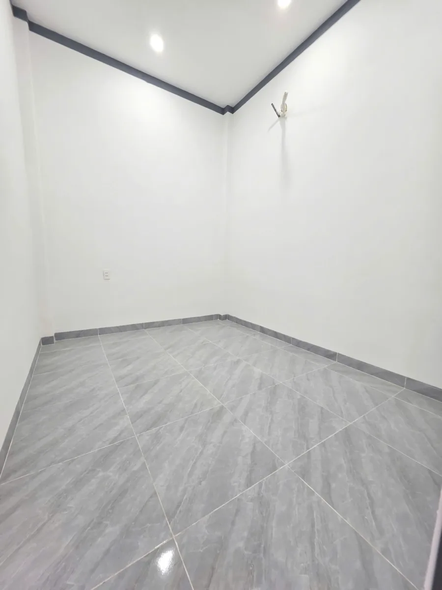 Bán nhà mới 1T1L 5×33.2m, hẻm Trịnh Hoài Đức p. Khánh Bình gần trường cấp 1