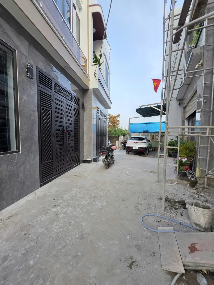 Bán nhà mới 1T1L 4.5×14.7m hoàn công, hẻm Nguyễn Thị Tồn p. Biên Hòa gần công viên