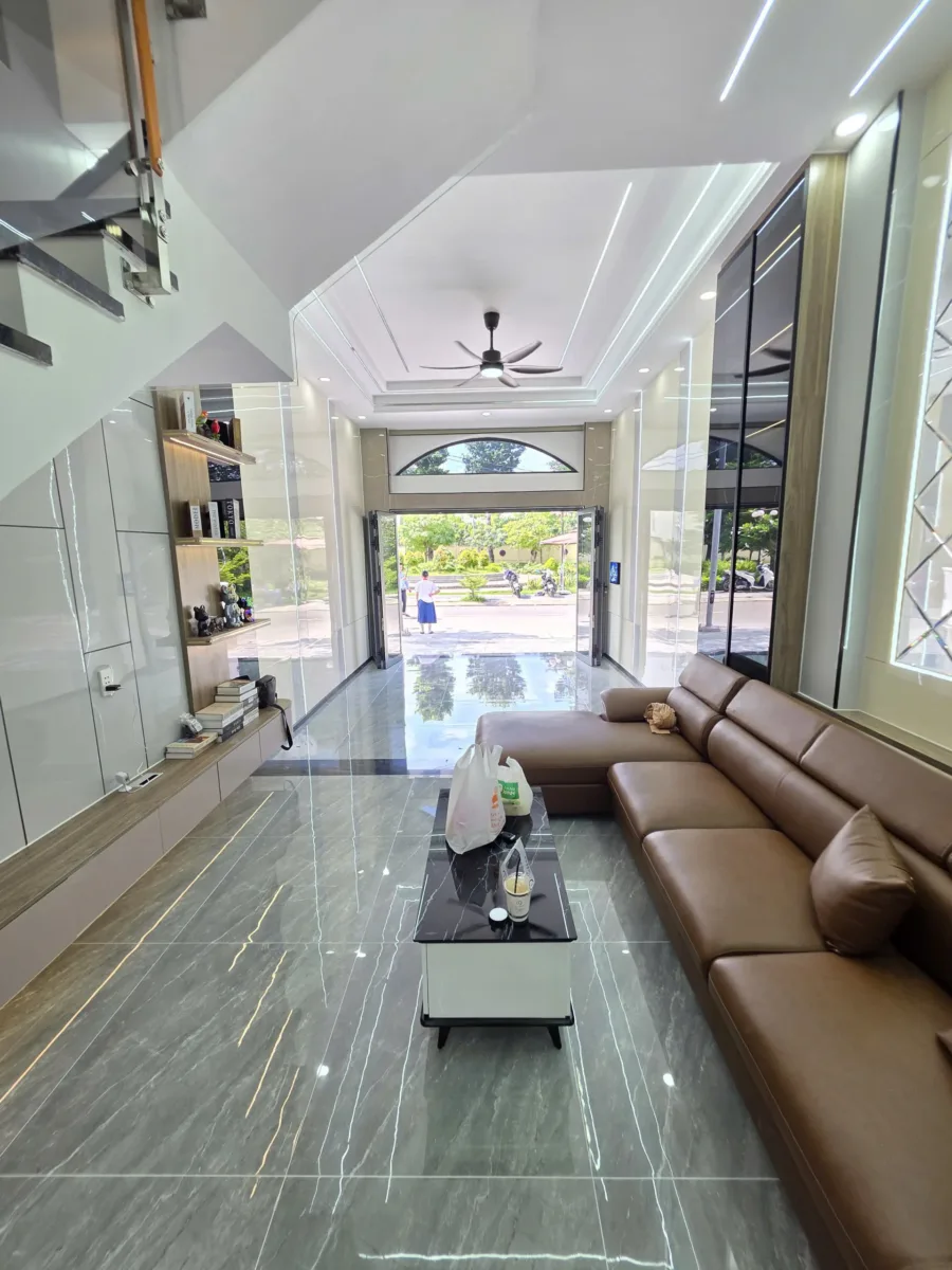 Bán nhà mới kế công viên 1T2L 4x15m, đường N3 KDC Icon Central, full nội thất