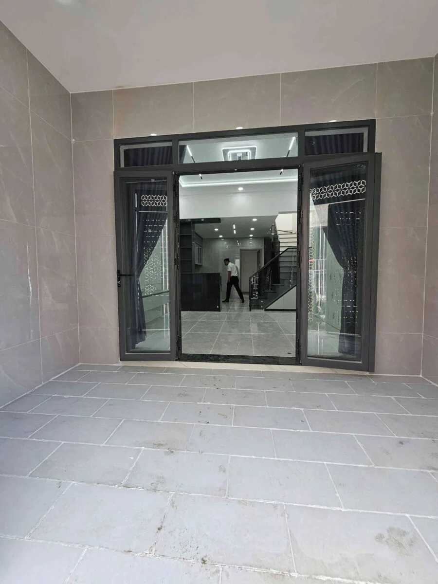Bán nhà mới 1T1L 4.6x13m hoàn công, hẻm Nguyễn Thị Tồn p. Biên Hòa, tặng nội thất