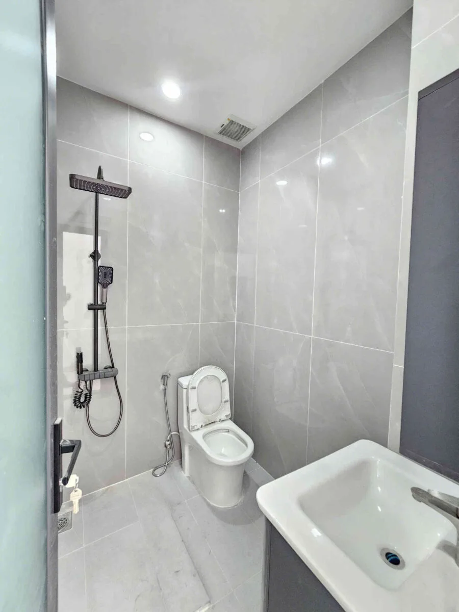 Bán nhà mới 1T1L 4.6x13m hoàn công, hẻm Nguyễn Thị Tồn p. Biên Hòa, tặng nội thất