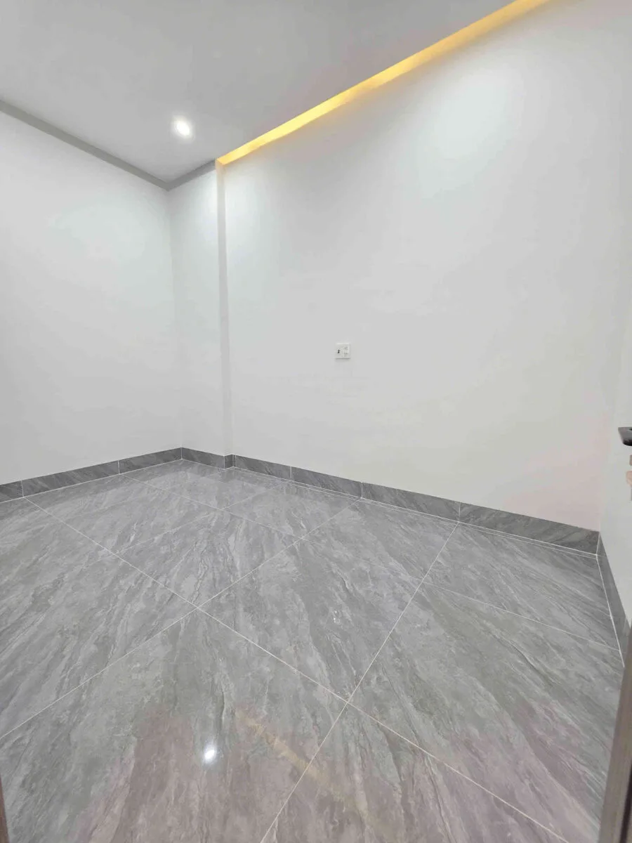 Bán nhà 1T1L 4x16m hoàn công, hẻm Nguyễn Ái Quốc p. Tân Triều gần chợ Tân Phong