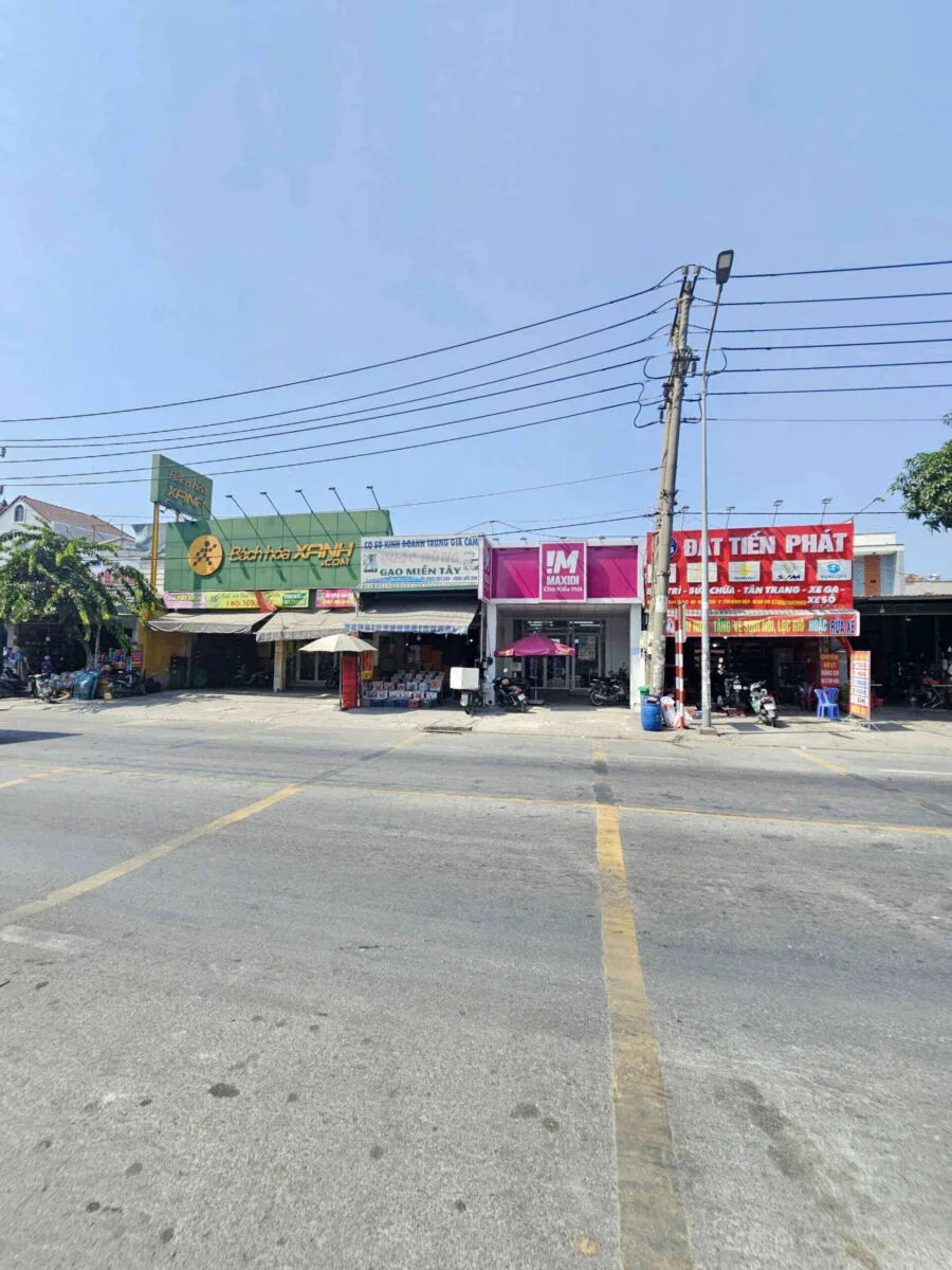 Bán nhà cấp 4 (7.5x32m), mặt tiền ĐT.743A p. Tân Đông Hiệp, đang thuê 17tr/th