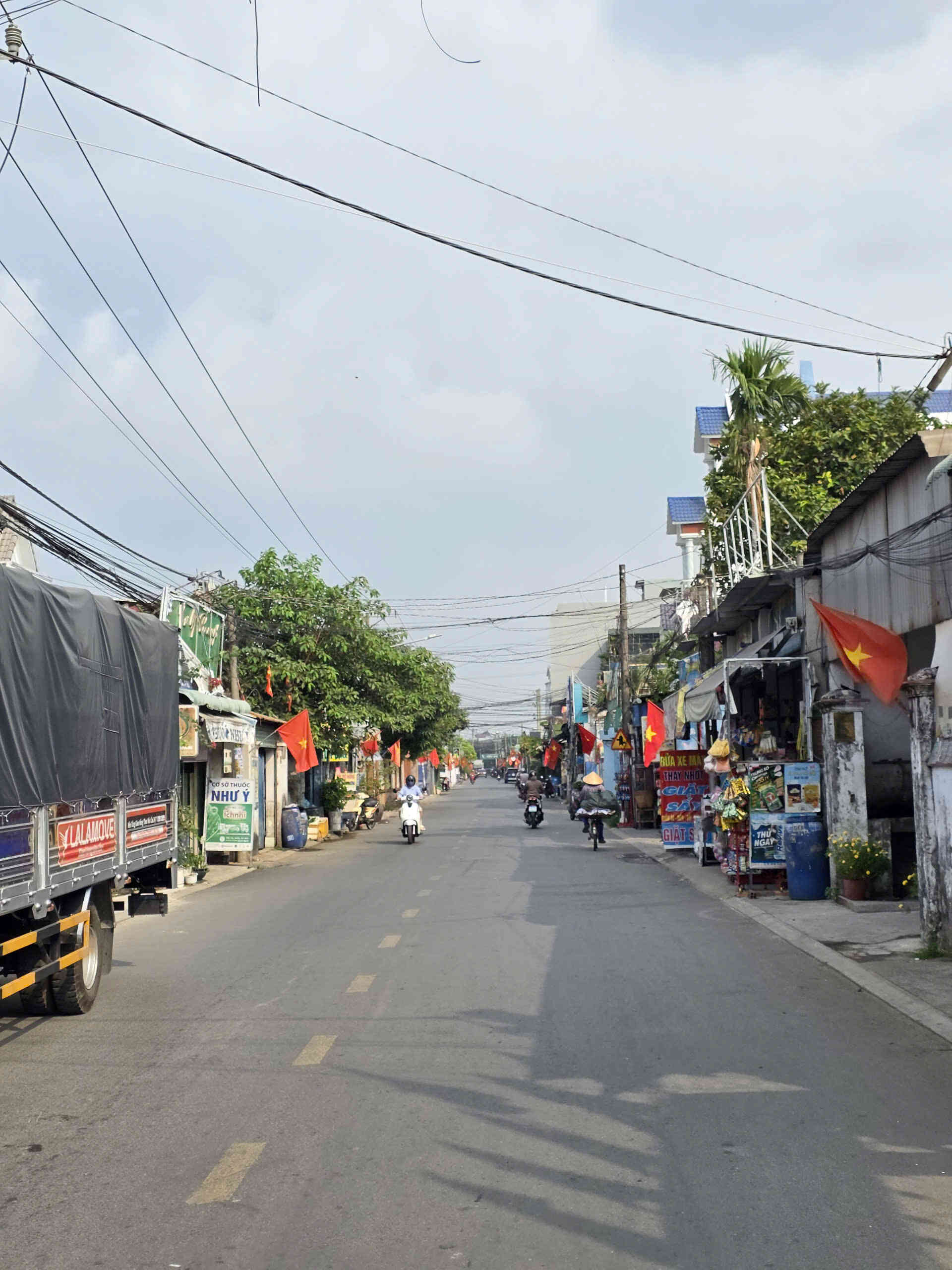 Bán đất 4.7x16.6m, mặt tiền An Nhơn p. Tân Đông Hiệp gần Ngã Tư Chiêu Liêu