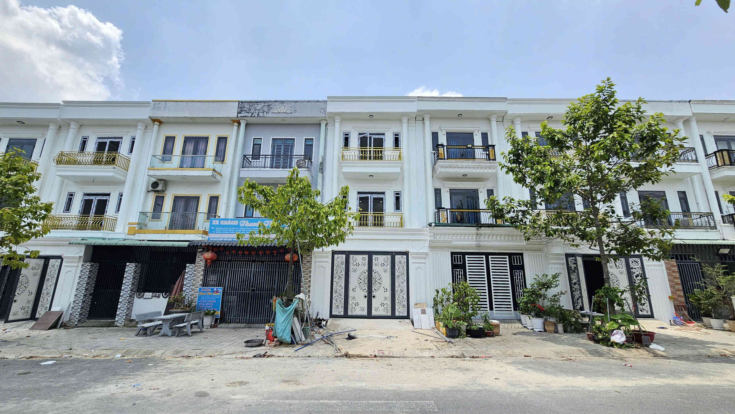 Bán nhà mới 1T2L 5x15m hoàn công, đường N37 KDC Tân Long 2 p. Uyên Hưng, full nội thất