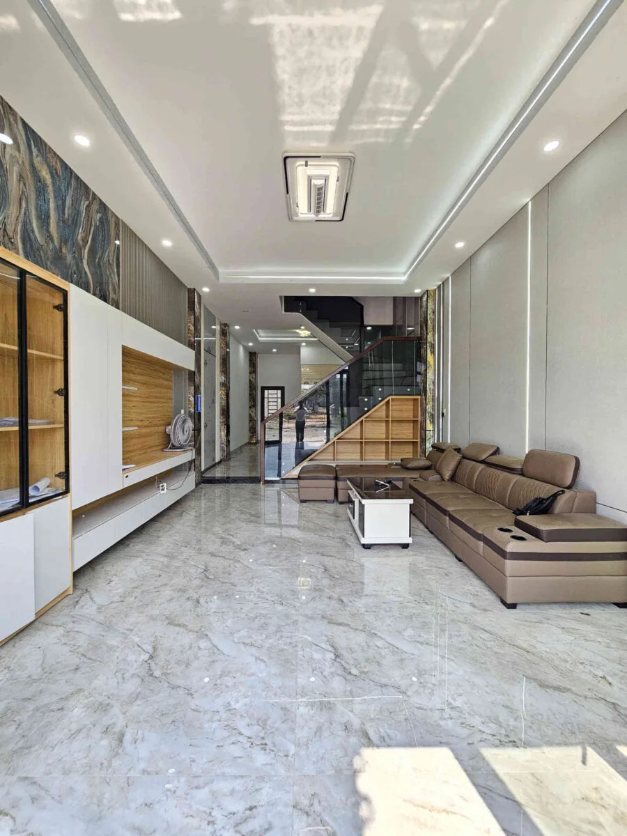 Bán nhà mới 1T1L 4.5x14m hoàn công, đường D2 KDC Hoàng Nam Uyên Hưng p. Tân Uyên, full nội thất
