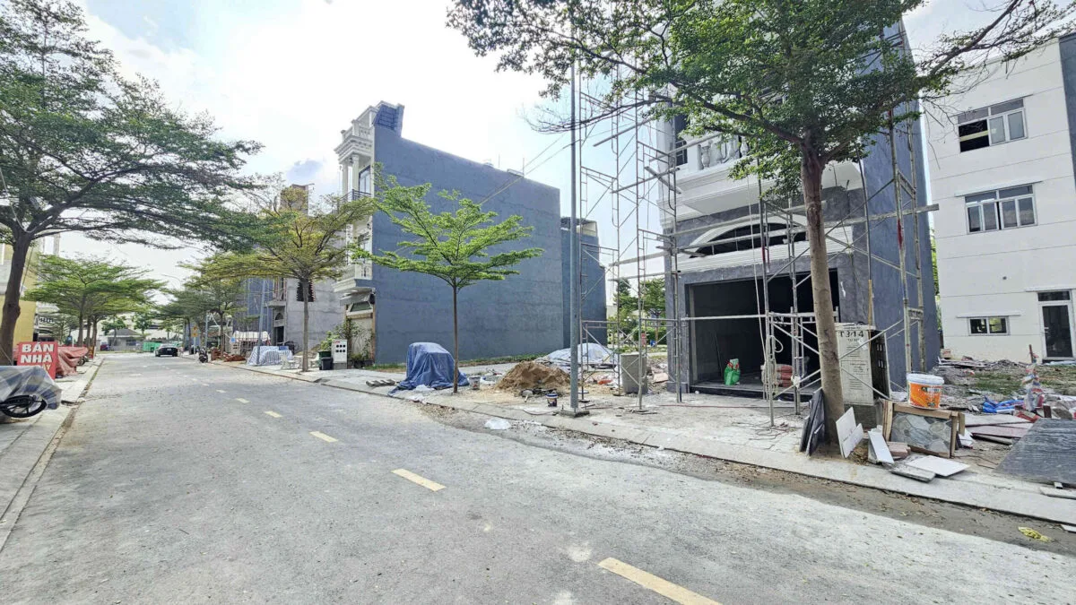 Bán đất 4x15m, đường N2 KDC Icon Central gần chợ