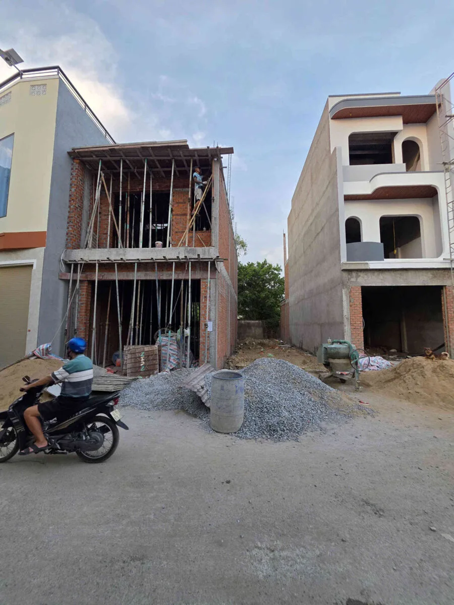 Bán nhà mới (đang xây) 1T2L 5x15m hoàn công, hẻm Hoàng Minh Chánh p. Biên Hòa