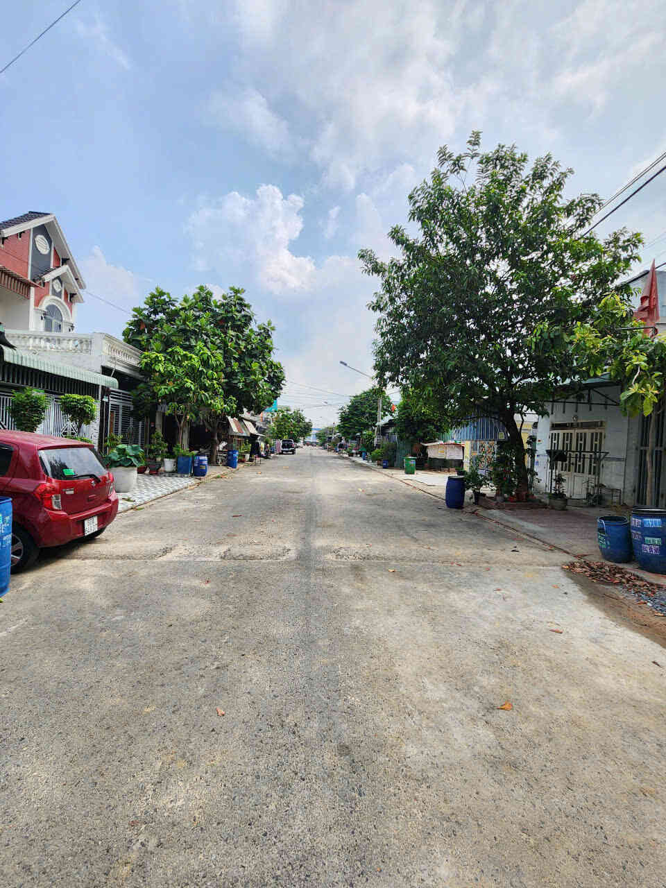 Bán nhà mới (đang xây) 1T2L 5x20m, đường số 4 KDC Vị Hảo p. Tân Khánh kế chợ Vị Hảo, full nội thất