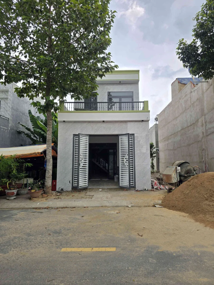 Bán nhà mới (đang xây) 1T1L 5x20m, đường N3 KDC Hội Nghĩa (Không vướng cống, tủ điện)
