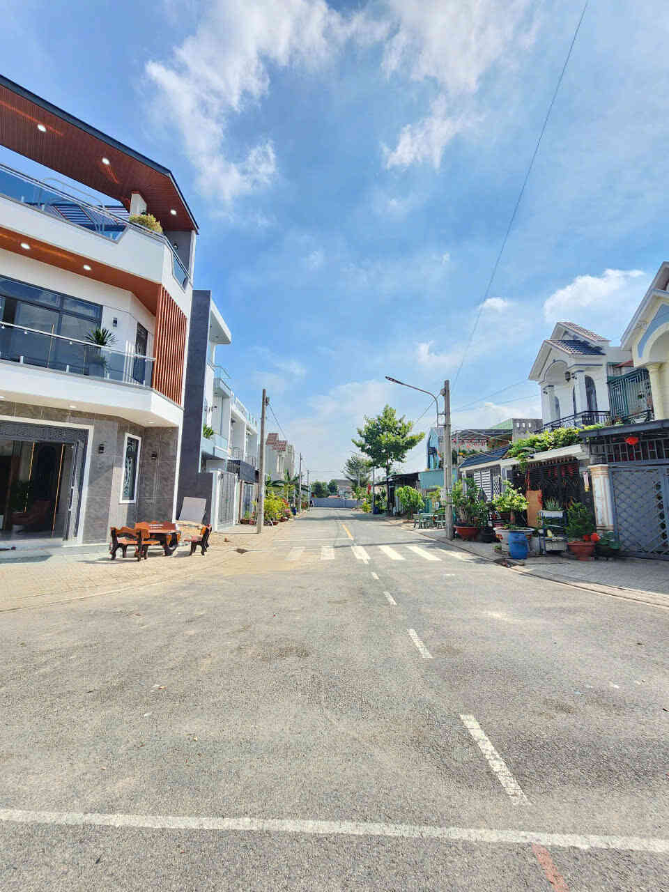 Bán căn góc mới 1T2L 5.1x16m, đường D3 KDC Thái Bình Dương, full nội thất (Hoàn công)